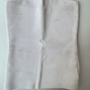 Aritzia White Ribbed Crop Top